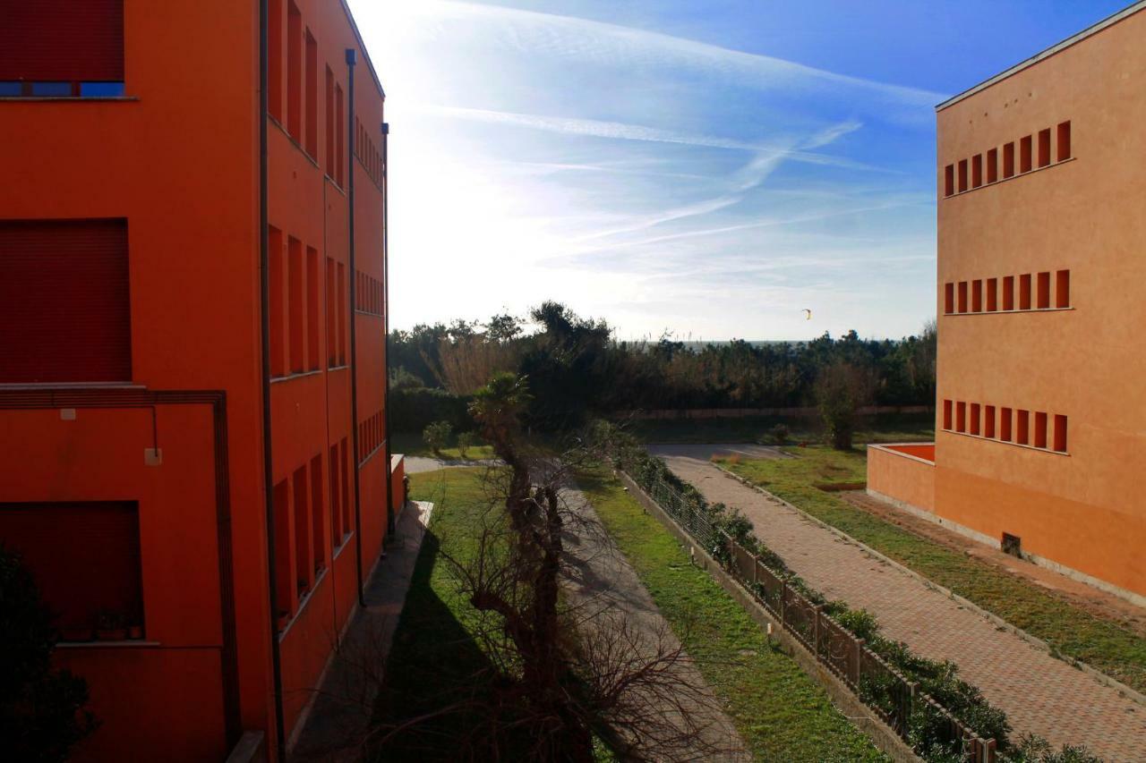 Appartamento Vicino Alla Spiaggia Calambrone Luaran gambar
